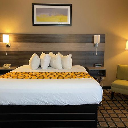 Baymont By Wyndham West Plains Hotel Ngoại thất bức ảnh